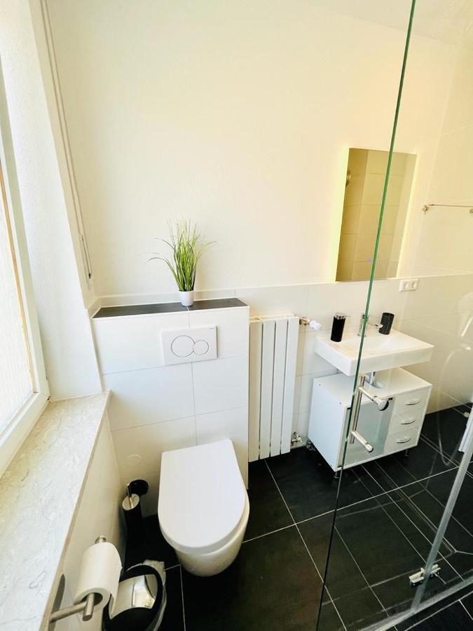 3Room-Central-Modern- The Seashell By Lakescape Fewos Friedrichshafen Exterior photo